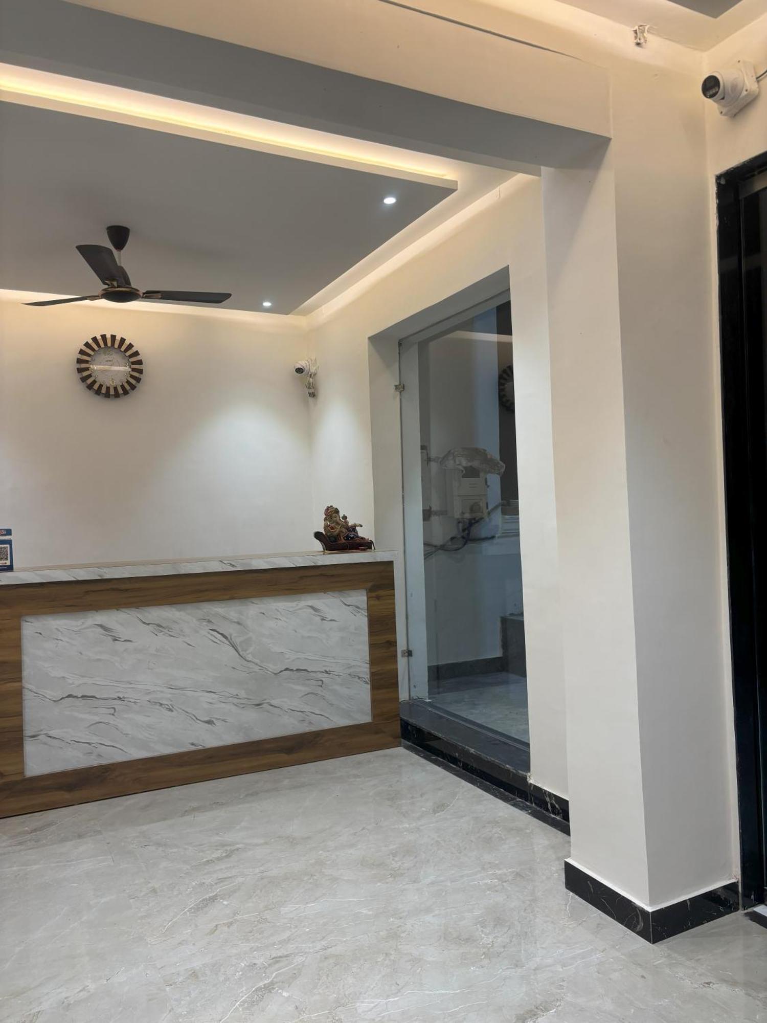 Hotel Taj Way By Jyoti Villa Agra  Bagian luar foto